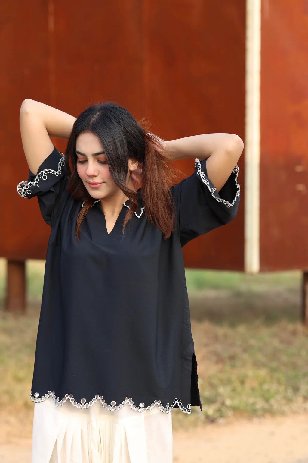 Black Dago sets