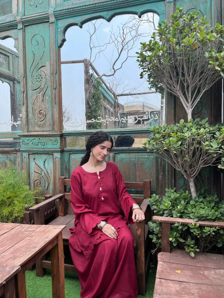 Maroon set