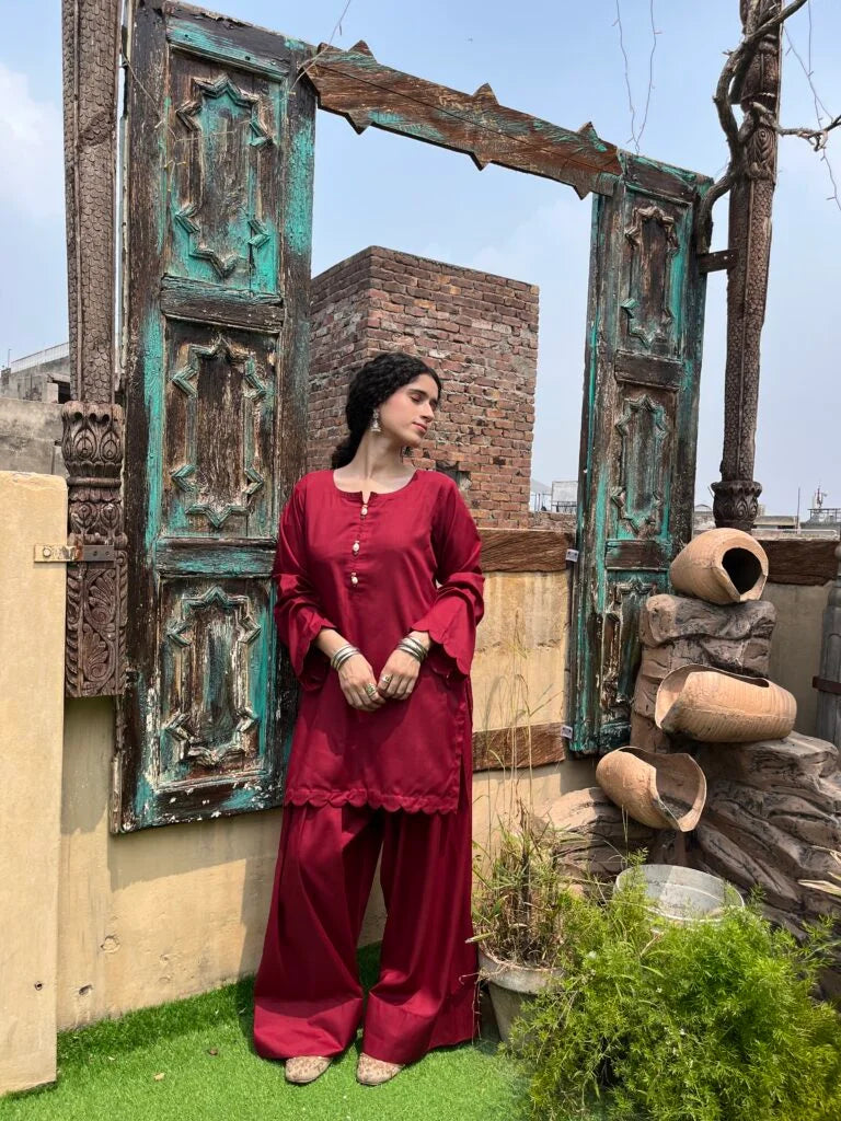 Maroon set
