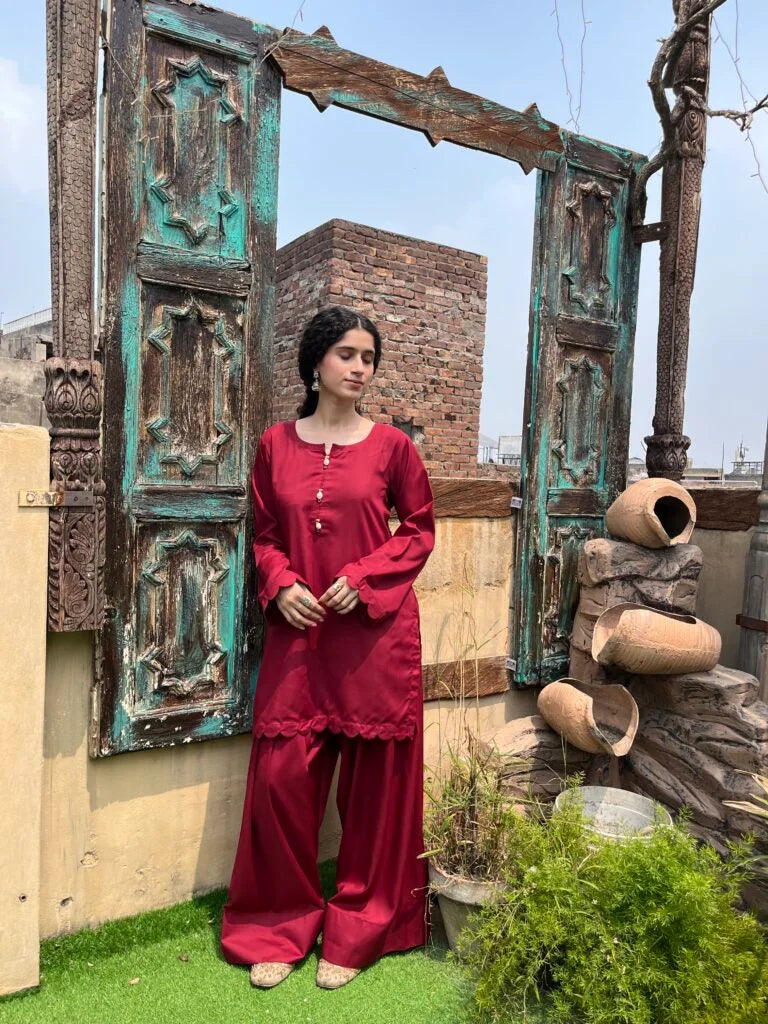 Maroon set